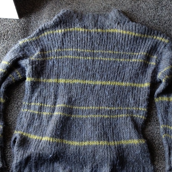 Aerie knit sweater - Picture 3 of 3